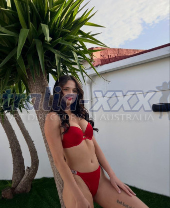 Photo escort girl Tiora: the best escort service