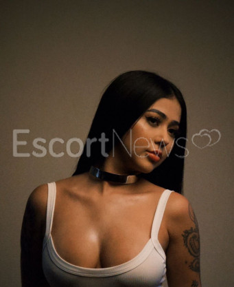 Photo escort girl Helen: the best escort service