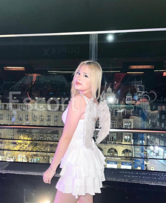 Photo escort girl Darina : the best escort service