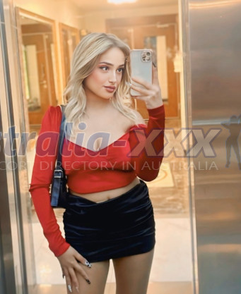Photo escort girl Ceyda: the best escort service