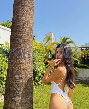 Photo escort girl Azra: the best escort service