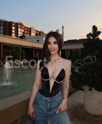 Photo escort girl Shanell: the best escort service