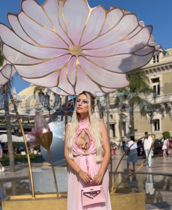 Photo escort girl Lika: the best escort service