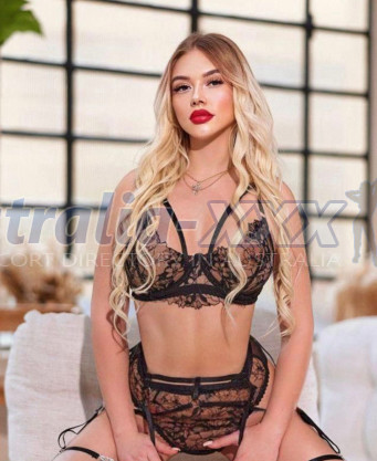 Photo escort girl Sabrina: the best escort service