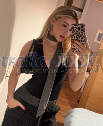 Photo escort girl Sude: the best escort service