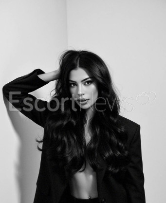 Photo escort girl Mannu: the best escort service