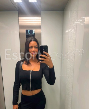Photo escort girl Sheilla: the best escort service