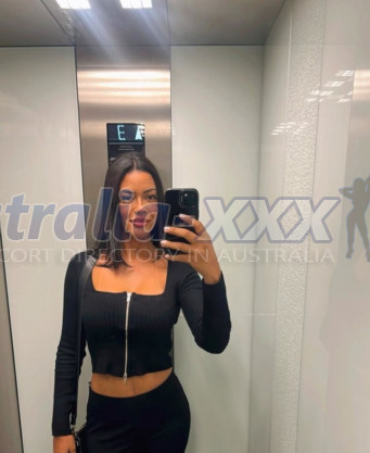 Photo escort girl Sheilla: the best escort service