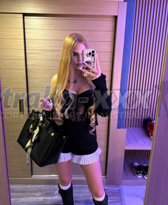 Photo escort girl JULIA QUEEN: the best escort service