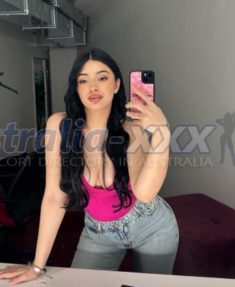 Photo escort girl Asiii: the best escort service