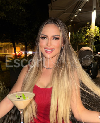 Photo escort girl EMMA : the best escort service