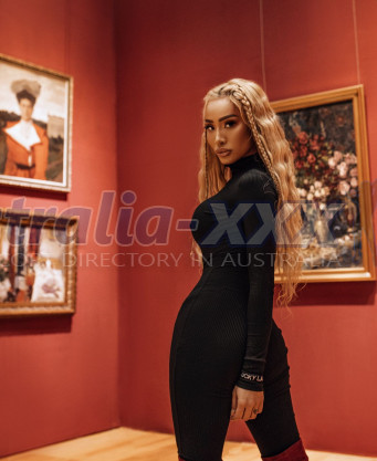 Photo escort girl Ruslana : the best escort service