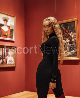 Photo escort girl Ruslana : the best escort service