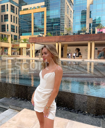 Photo escort girl Emly: the best escort service