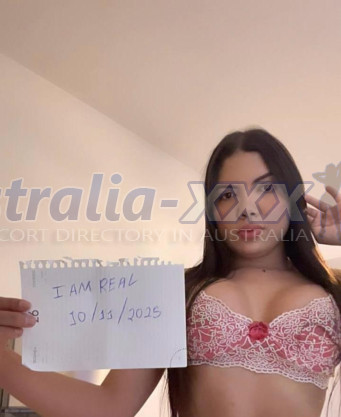 Photo escort girl Hilary: the best escort service