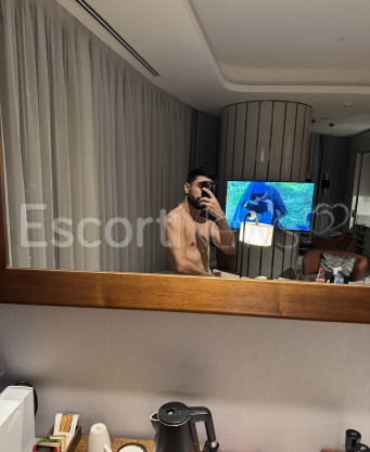 Photo escort girl Salikh: the best escort service