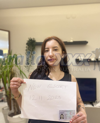 Photo escort girl Ceren: the best escort service