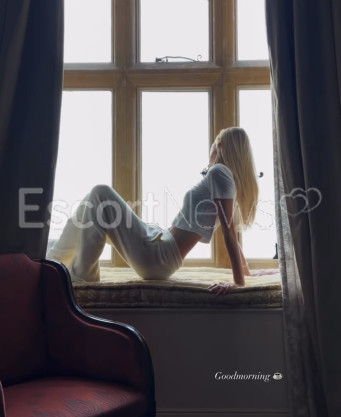 Photo escort girl oksana: the best escort service