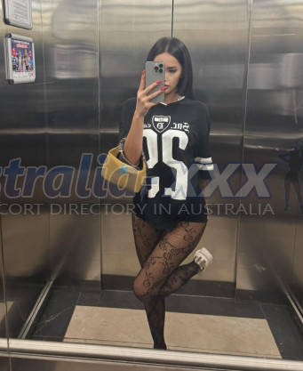 Photo escort girl Cansel: the best escort service