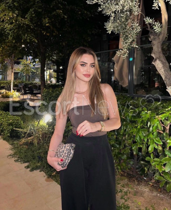 Photo escort girl Alina: the best escort service