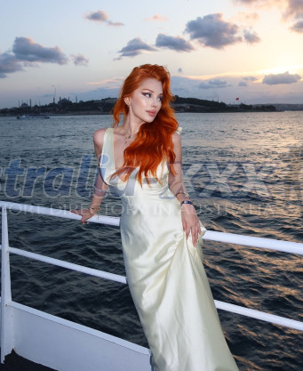 Photo escort girl ALARA: the best escort service