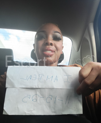 Photo escort girl Chyna Mein: the best escort service