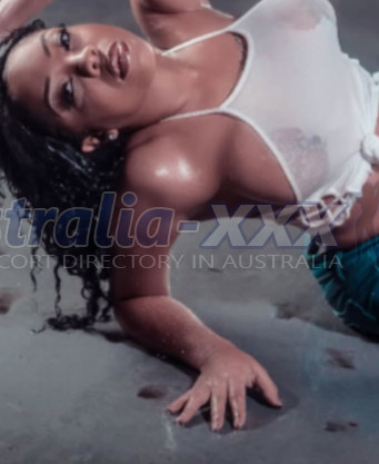 Photo escort girl Chyna Mein: the best escort service