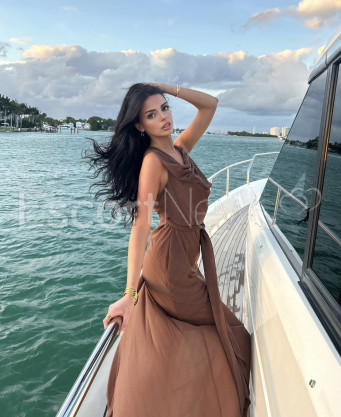 Photo escort girl Yeva: the best escort service