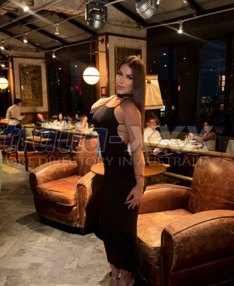 Photo escort girl Daniella: the best escort service