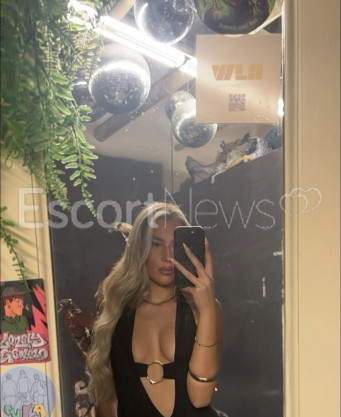 Photo escort girl Liora: the best escort service