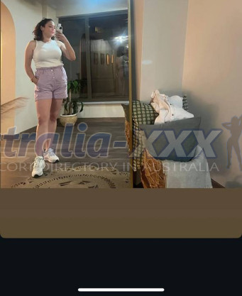 Photo escort girl Nur: the best escort service