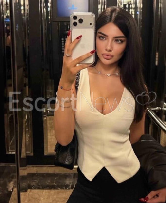 Photo escort girl IRINA: the best escort service