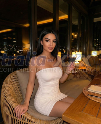 Photo escort girl IRINA: the best escort service