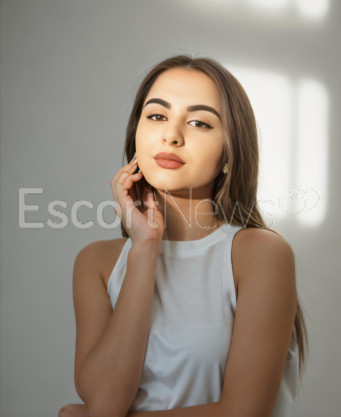 Photo escort girl Elena: the best escort service