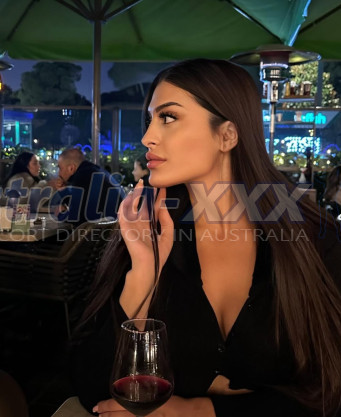 Photo escort girl Dilara: the best escort service