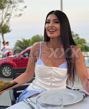 Photo escort girl MARTA: the best escort service