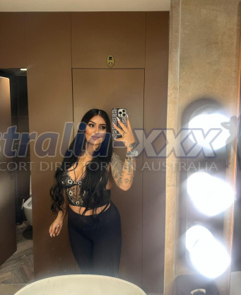 Photo escort girl EYSAN: the best escort service