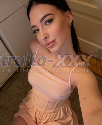 Photo escort girl Alika: the best escort service