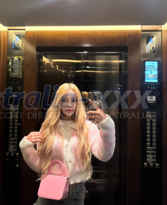 Photo escort girl AMBER: the best escort service