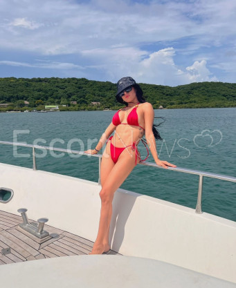 Photo escort girl Persia: the best escort service