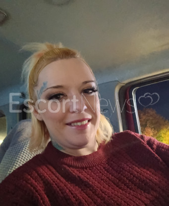 Photo escort girl Snowie: the best escort service