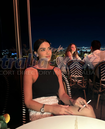 Photo escort girl Dolunay: the best escort service