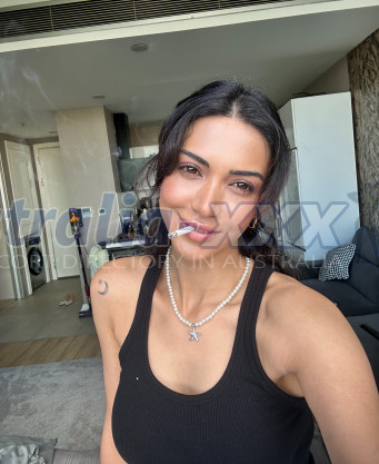 Photo escort girl Dolunay: the best escort service