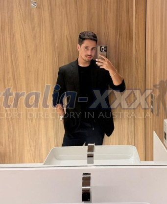 Photo escort girl THEO: the best escort service