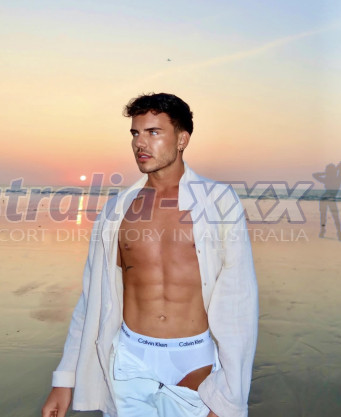 Photo escort girl Massimo: the best escort service