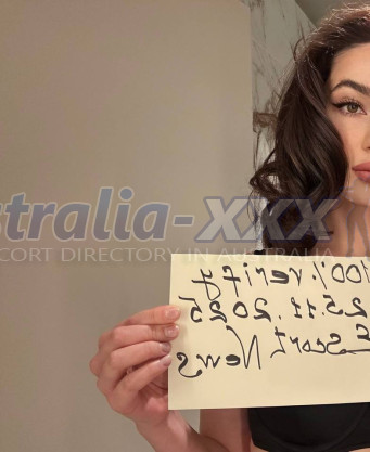 Photo escort girl Melanie _Bella: the best escort service