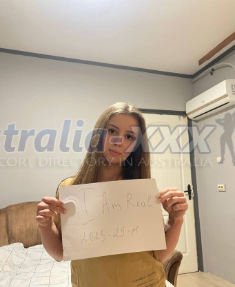 Photo escort girl Sena: the best escort service