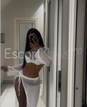 Photo escort girl Ecrin : the best escort service