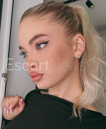 Photo escort girl Tina: the best escort service