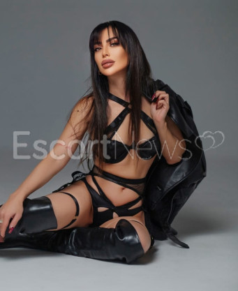 Photo escort girl Tina : the best escort service